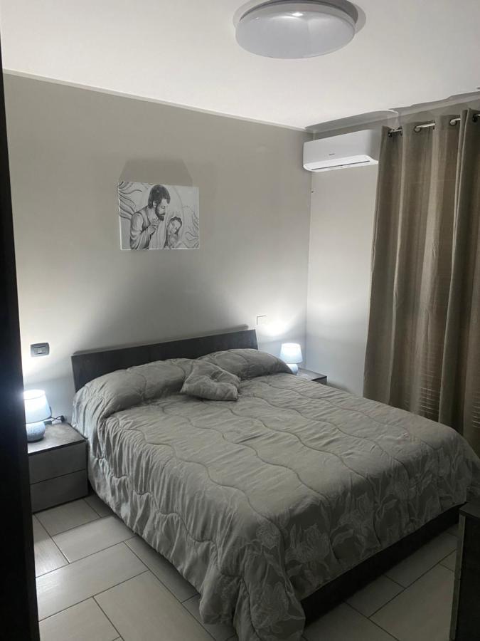 Casa Giuly 181 Bed & Breakfast เนเปิลส์ ภายนอก รูปภาพ