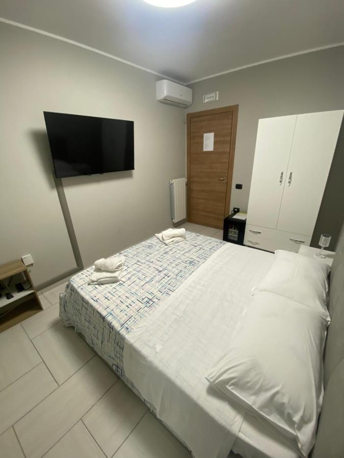 Casa Giuly 181 Bed & Breakfast เนเปิลส์ ภายนอก รูปภาพ